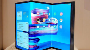 samsungun uce katlanir telefonundan son sizinti uc pil iddiasiyla gundemde MTk7Yp1j.jpg